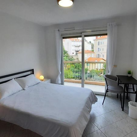 Sunny Mercury - Room In Apartment Cannes Ngoại thất bức ảnh